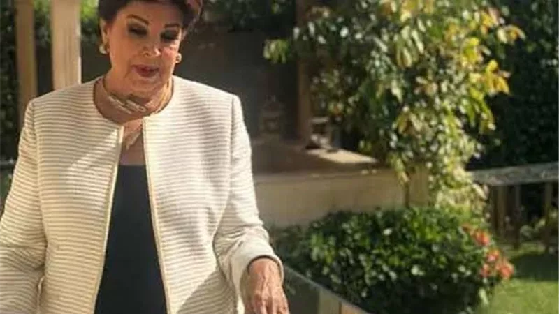 أزمات مؤلمة فى حياة سمراء القاهرة رجاء الجداوي