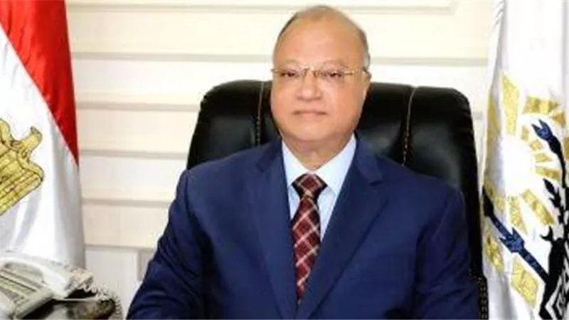 محافظة القاهرة تزيل عقار مكون من 18 طابق بعين شمس