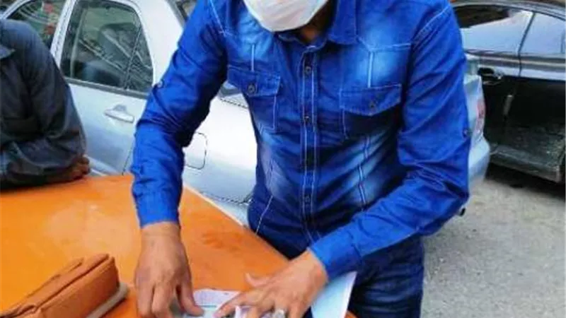المتابعة الميدانية بالشرقية تغرم 63 سائقا لعدم إرتداء الكمامة فى مواجهة الفيروس