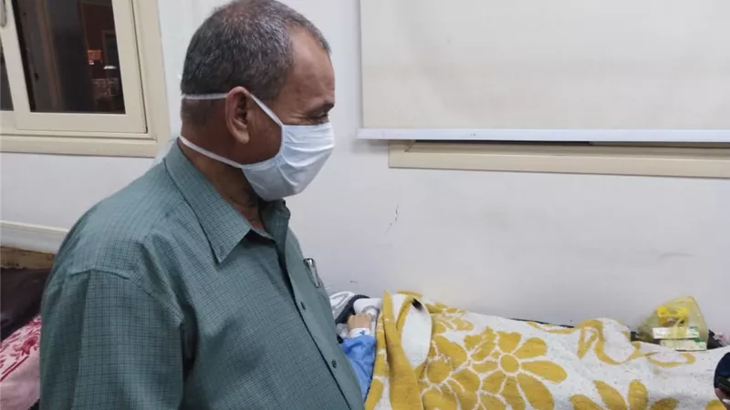 مدير تعليم الوادى الجديد يتابع إجراء جراحة لطالبة الثانوية العامة بالخارجة