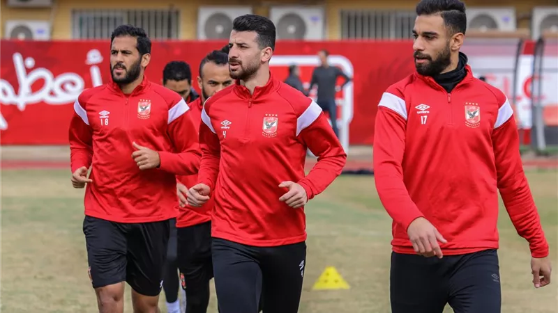 مفاجأة : 7 لاعبين خارج تشكيلة الاهلي في مباريات الدوري
