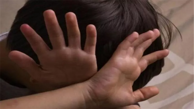 الحبس 7 سنوات لصاحب مخبز ضرب نجله حتى الموت بسبب علبة سجائر