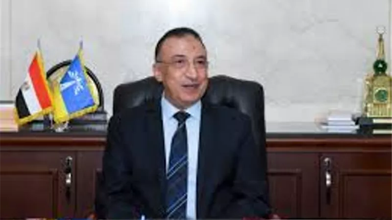 محافظ الاسكندرية يطلق إشارة بدء تطوير الحضرة الجديدة