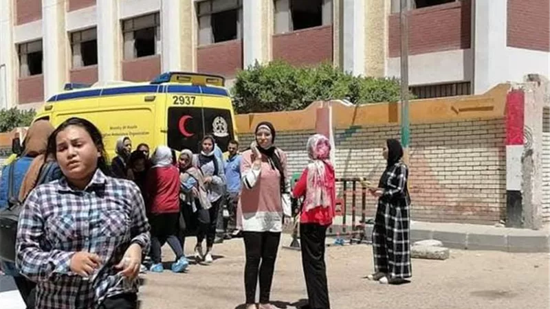 شكوى طلاب البحر الأحمر من صعوبة إمتحانى الفيزياء والتاريخ وإغماء طالبة بالثانوية بنات
