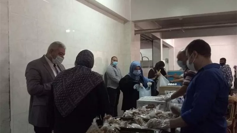 الأمين العام المساعد لفرع الجامعة بأسيوط يتفقد مطعم المدينة الجامعية للطالبات