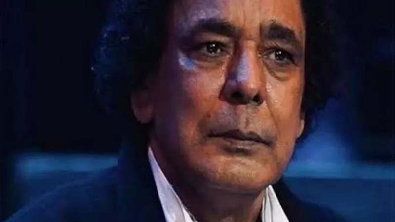 محمد منير يعتذر لسيدات وفتيات مصر.. لهذا السبب