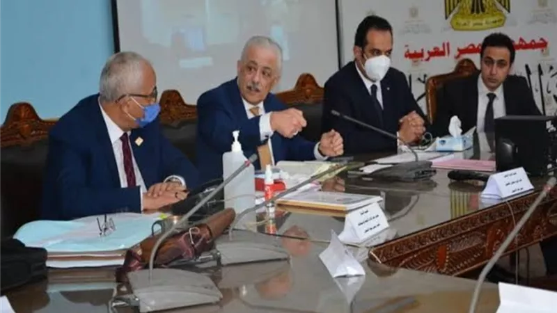 خلف الزناتي يأمر بتقديم الدعم لمعلم اصيب اثناء عودته من لجنة الامتحانات