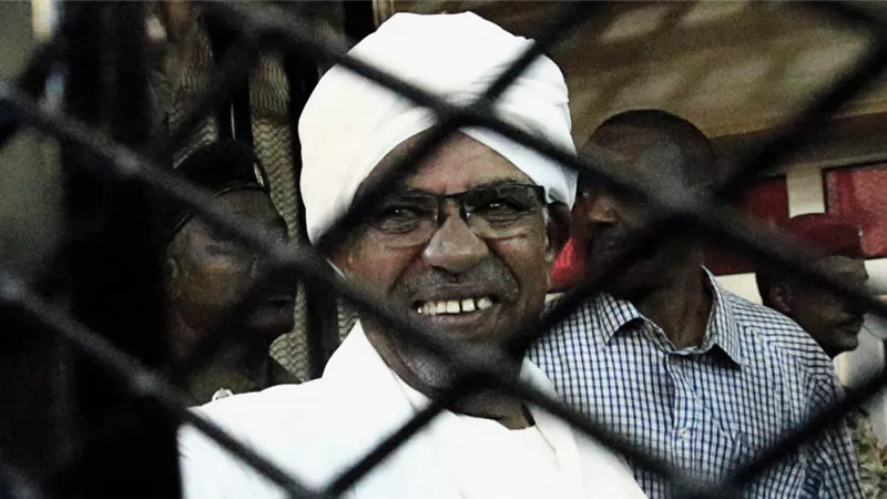 النائب العام السوداني يتحدث عن مصير محاكمات البشير و