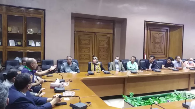 محافظ شمال سيناء يؤكد على اهتمام الدولة بقطاع الصحة ويدشن جمعية لمرضى الأورام بالمحافظة