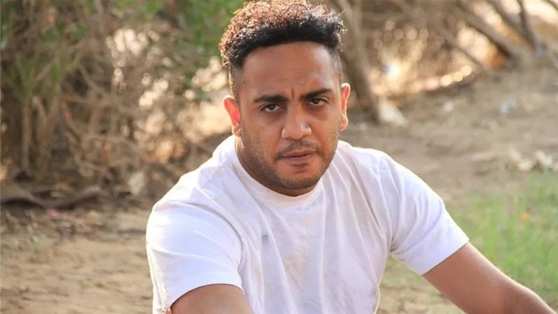 نجم مسرح مصر يتذكر ابنه الرضيع بعد رحيله بصورة