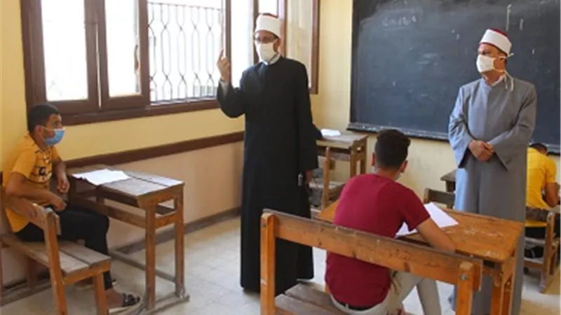 وكيل الأزهر ونائب رئيس جامعة الأزهر يتفقدان لجان الثانوية الأزهرية بالغربية