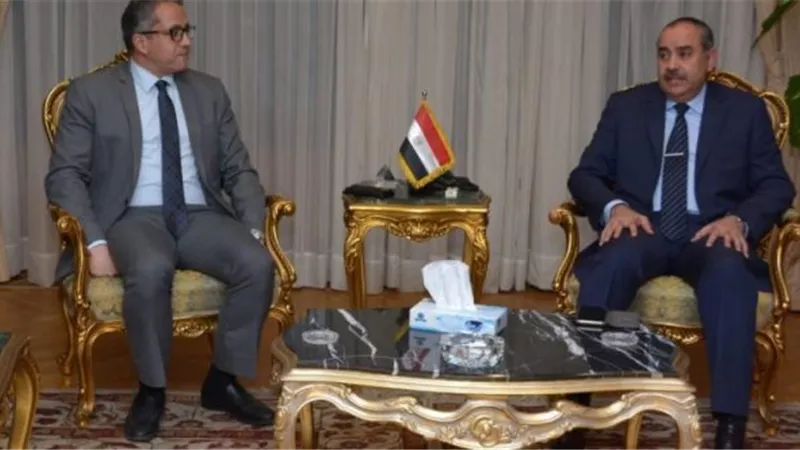 تزامنا مع عودة السياحة وزيرا الطيران والسياحة توجها إلى مطارى شرم الشيخ وطابا