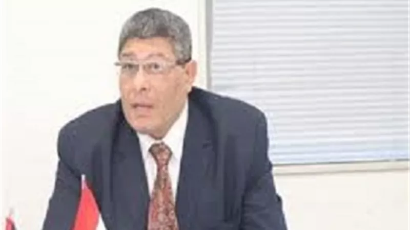 نقيب السياحيين يعتمد شعبة شركات السياحة بالاسكندرية
