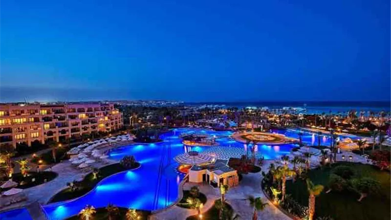 الغردقة وشرم الشيخ تستقبلان 3 رحلات من أوكرانيا وسويسرا