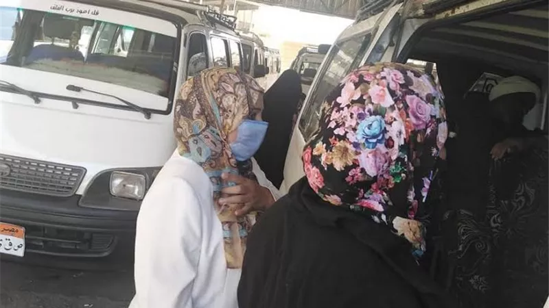 رسائل توعية صحية من وحدة تكافؤ الفرص بالأقصر للمواطنين