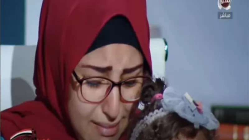 شاب يغتصب زميلتة باالمدرسة قبل زواجها من اخر بإسبوعين ..فيديو