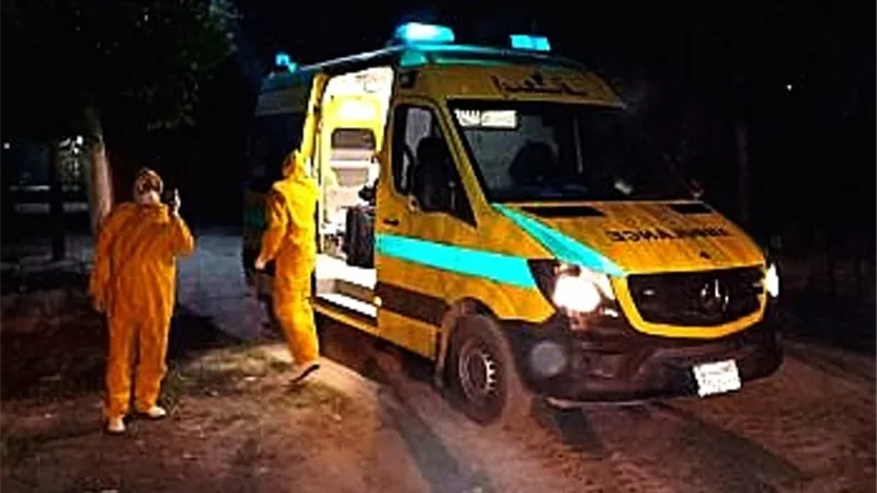 وفاة مسن بكورونا وتسجيل 13حالة إيجابية فى 3 مراكز بالوادى الجديد