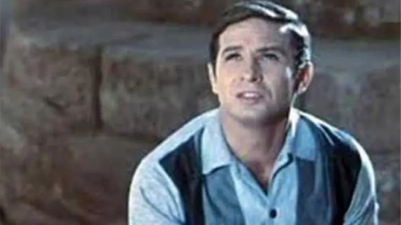 وفاة الفنان محمود رضا عن عمر ناهز 90 عاما