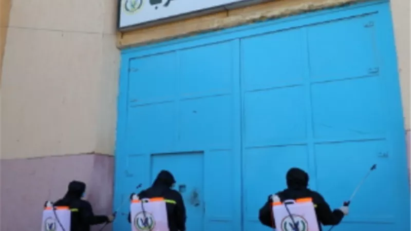 بالصور.. الداخلية توجه قوافل طبية للكشف عن السجناء لمواجهة كورونا