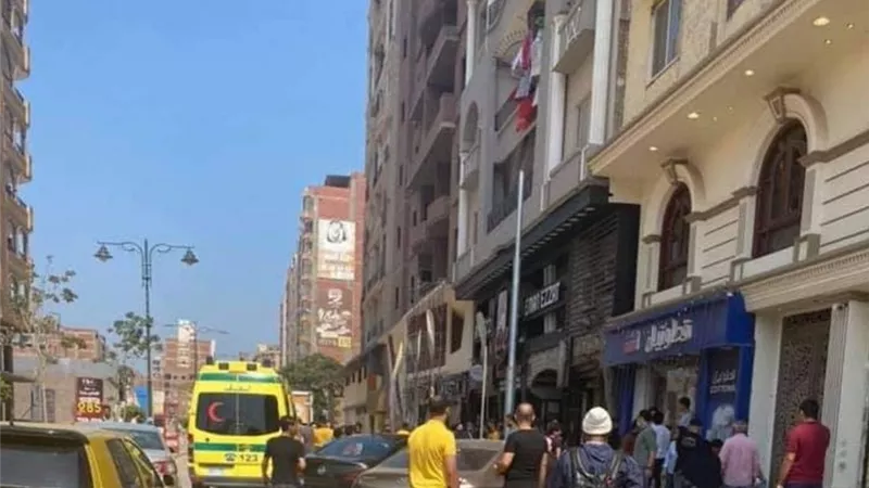 إصابة 12 عروسة باختناق فى كوافير بالمنوفية.. شهود عيان يكشفون السبب .. صورة موقع الحادث