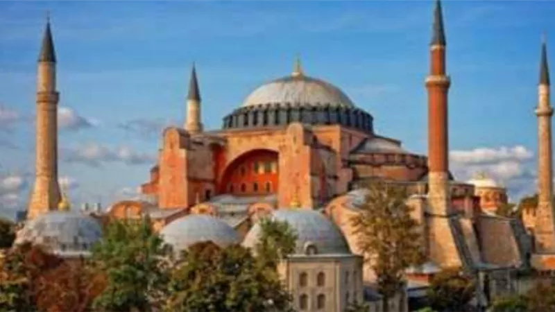 اليونسكو عن ايا صوفيا : النزعة الديكتاتورية التي يبديها اردوغان تعيد بلاده ستة قرون الى الوراء