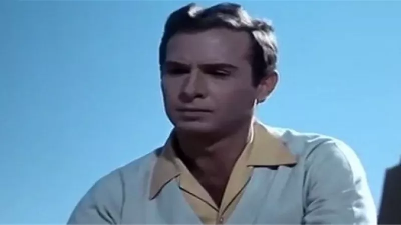 شيريهان تواسي شيرين رضا وتطالب بإطلاق اسم والدها على أحد شوارع مصر