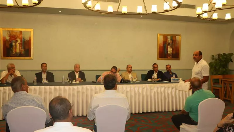 مؤتمر موسع للعناني ومنار وفوده مع مستثمرى طابا ونويبع