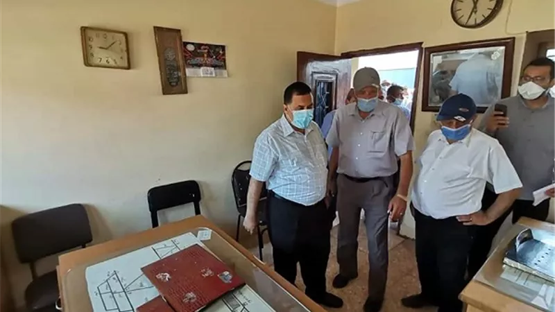 رئيس السكة الحديد يتابع أعمال مشروع نظم التحكم والاشارات على خط القاهرة/ الإسكندرية