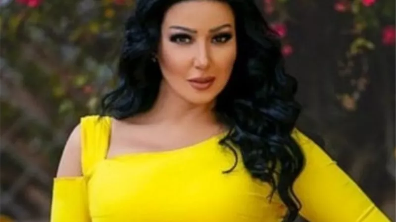 سمية الخشاب تكشف تفاصيل تعرضها للتحرش داخل سيارتها