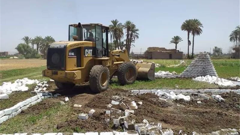 تحرير 25 فدانا و23 قيراطا فى حملة ازالة مكبرة بسوهاج