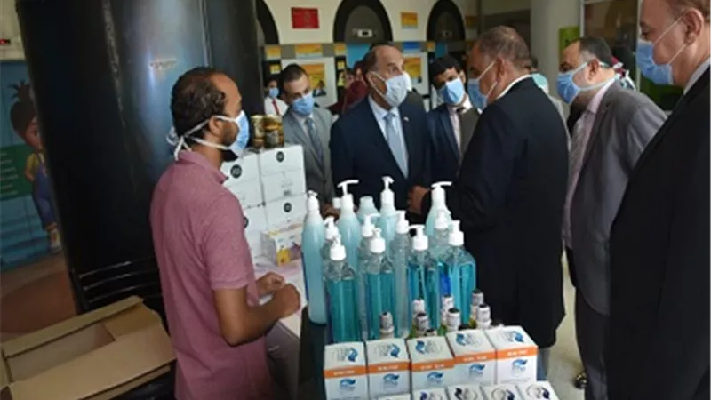 الهيئة العربية للتصنيع تسلم مستشفي 57357 كبائن تعقيم وسيارات مجهزة لنقل الأغذية والأدوية