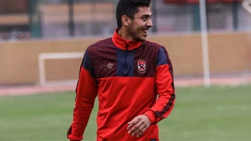 وفد الاتفاق السعودي يصل القاهرة لإنهاء صفقة لاعب الأهلي