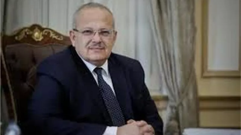 رئيس جامعة القاهرة: الفرق البحثى توصل لشفرة الوراثية لكورونا المنتشر فى مصر