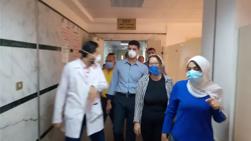 نائبا محافظ القليوبية يقومان بجولة مفاجئة لمستشفيات القليوبية بعد عطل شبكة الأكسجين بحميات بنها