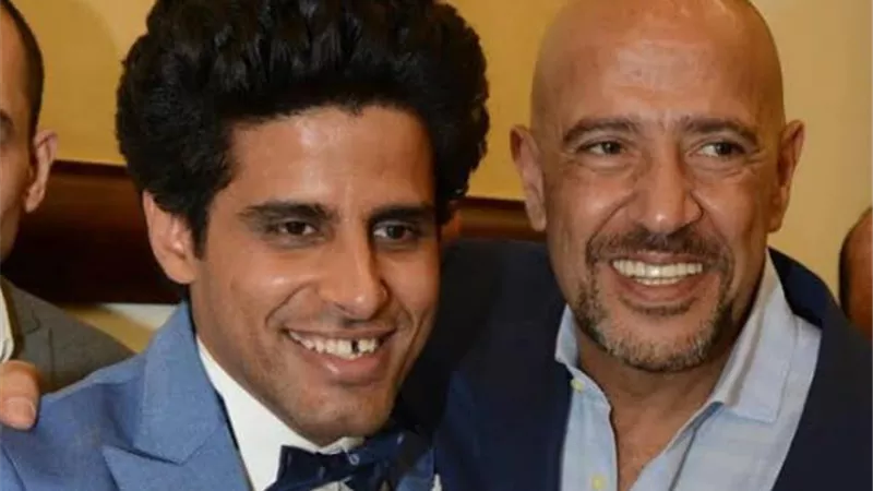 اشرف عبد الباقي ينشر جزء فيديو حمدى الميرغنى وهو خارج عن النص .. شاهد