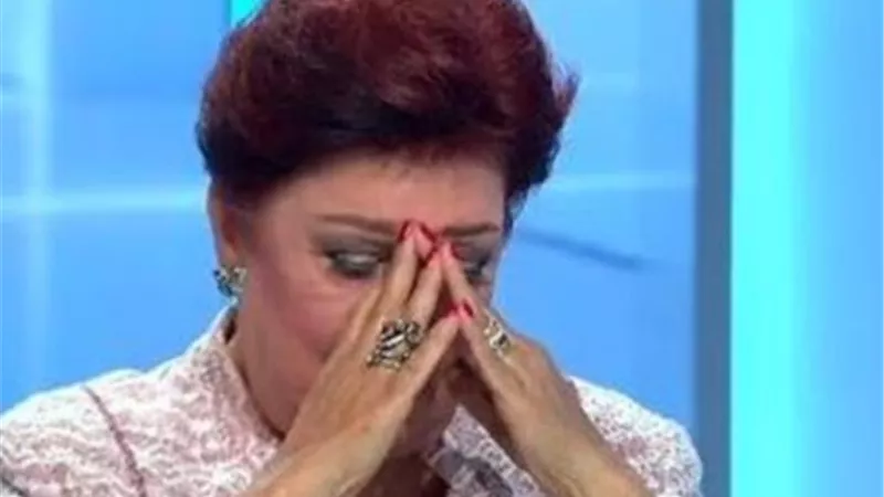 رجاء الجداوى تبكى أثناء الحديث عن زوجها فى لقاء تليفزيونى .. فيديو