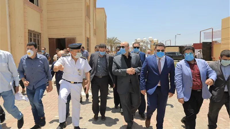 محافظ بني سويف يتفقد مشروع وحدة المرور بسمسطا