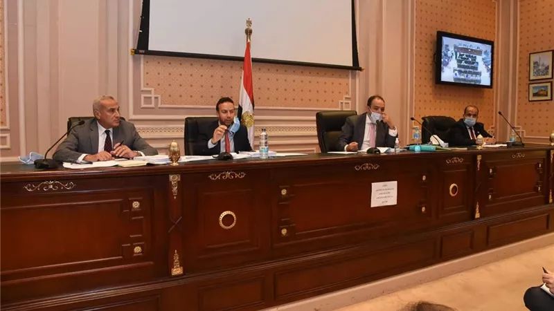 اقتصادية النواب تعلن تاييدها لمبادرات البنك المركزى لانعاش الاقتصاد المصرى