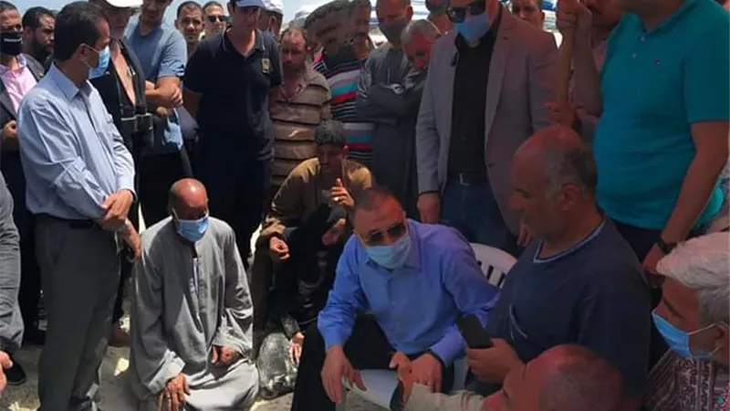 الحزن يخيم على شاطئ النخيل بعد فشل قوات الانقاذ فى العثور على جثة شادى