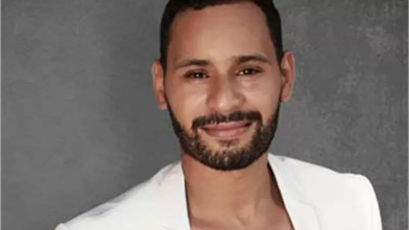 أول ظهور للفنان محمد الريفي بعد نتيجة المسحة الثانية.. شاهد