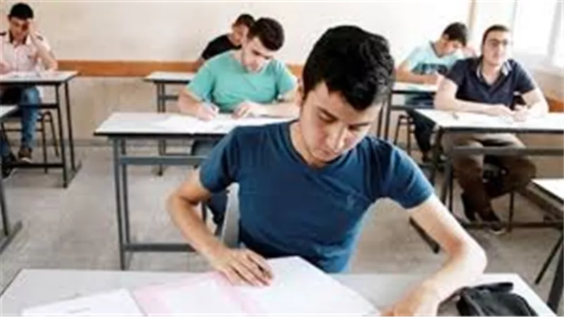 التعليم تحدد هوية الطلاب المسئولين عن تصوير أسئلة اللغة الثانية