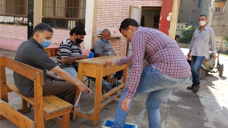 غرفة عمليات تعليم القاهرة تتابع امتحانات الثانوية العامة فى ٣٢ إدارة تعليمية بالصور