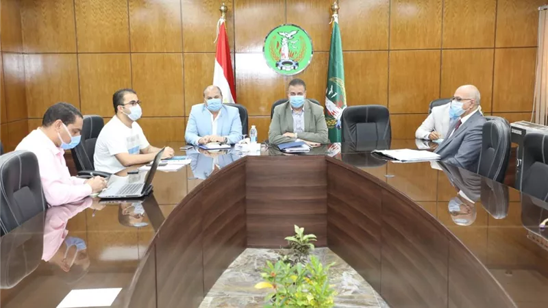 محافظ المنوفية : تفعيل خدمة الخط الساخن لإستقبال شكاوى وبلاغات البناء المخالف