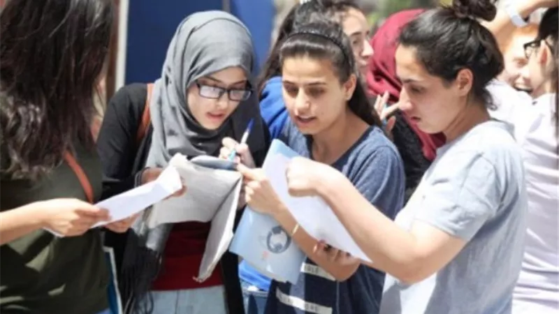 إصابة طالبة وملاحظ بإغماء فى امتحان الثانوية العامة فى الشرقية