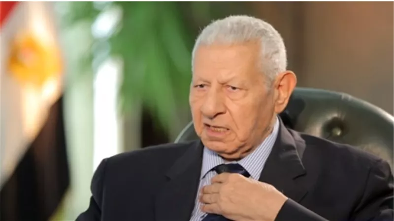 آخر تطورات الحالة الصحية للكاتب الصحفي مكرم محمد أحمد