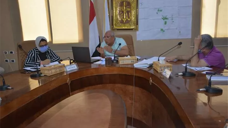الزملّوط يلتقى وزيرا الزراعة والري لبحث قضايا التنمية الاقتصادية بالوادى الجديد