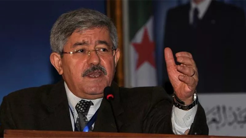 محكمة جزائرية تقضي بسجن رئيسي الوزراء السابقين 10 سنوات في قضايا فساد