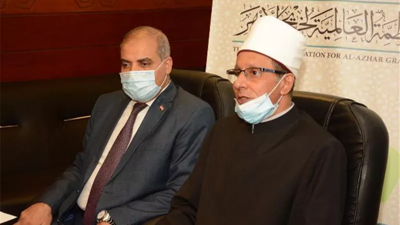 انطلاق دورتين لأئمة باكستان وبنجلاديش بمنظمة خريجي الأزهر عبر الفيديو كونفرانس