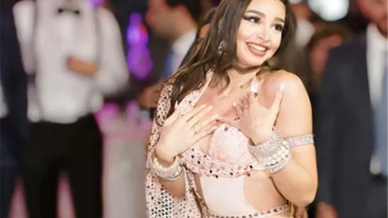 حقيقة دخول الراقصة جوهرة فى قصة حب جديدة.. تفاصيل