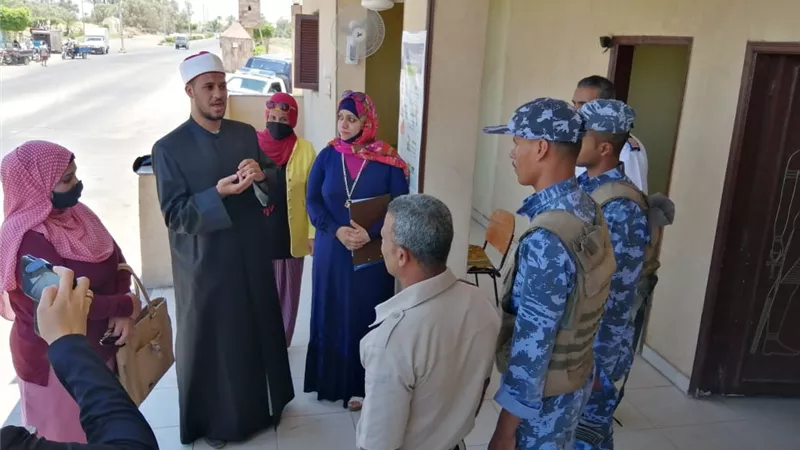 وحدة تكافؤ الفرص بالأقصر تواصل رسائل التوعية ضد كورونا بمدينة الطود